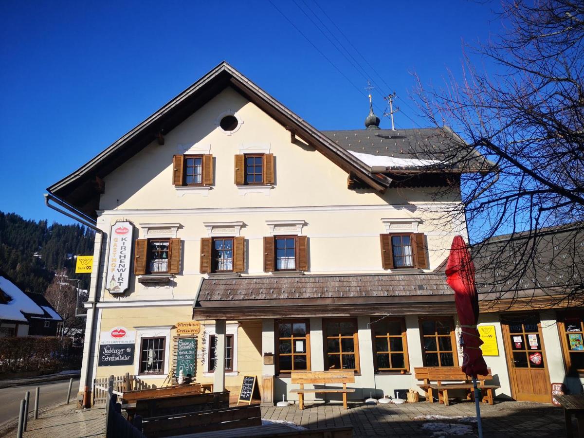 Gasthof Kirchenwirt Gnesau エクステリア 写真