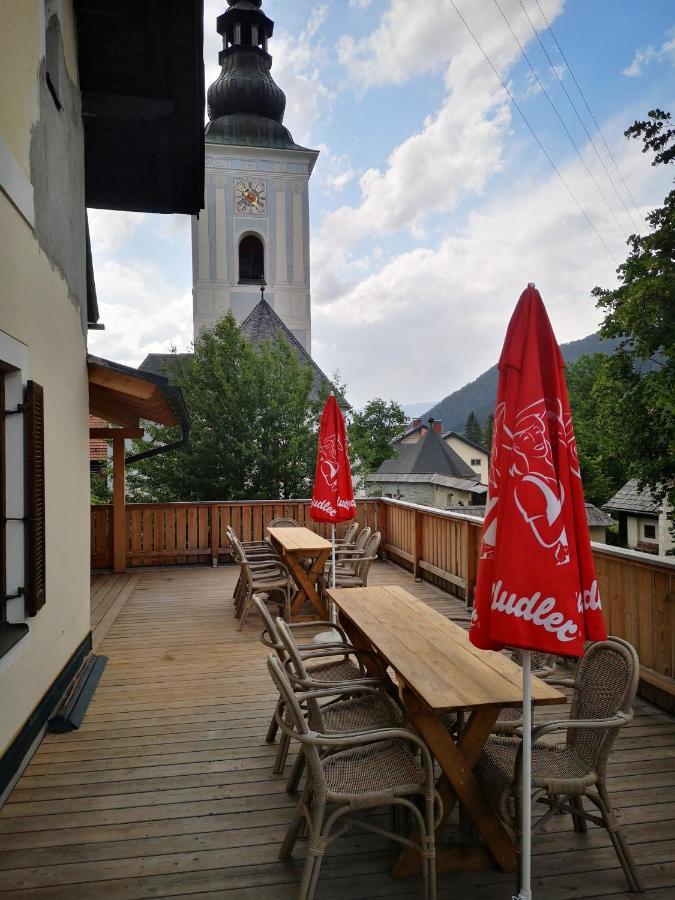 Gasthof Kirchenwirt Gnesau エクステリア 写真